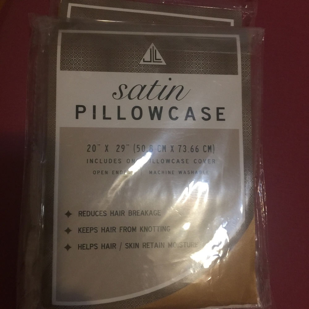 Pillow case - Picture 2 of 2